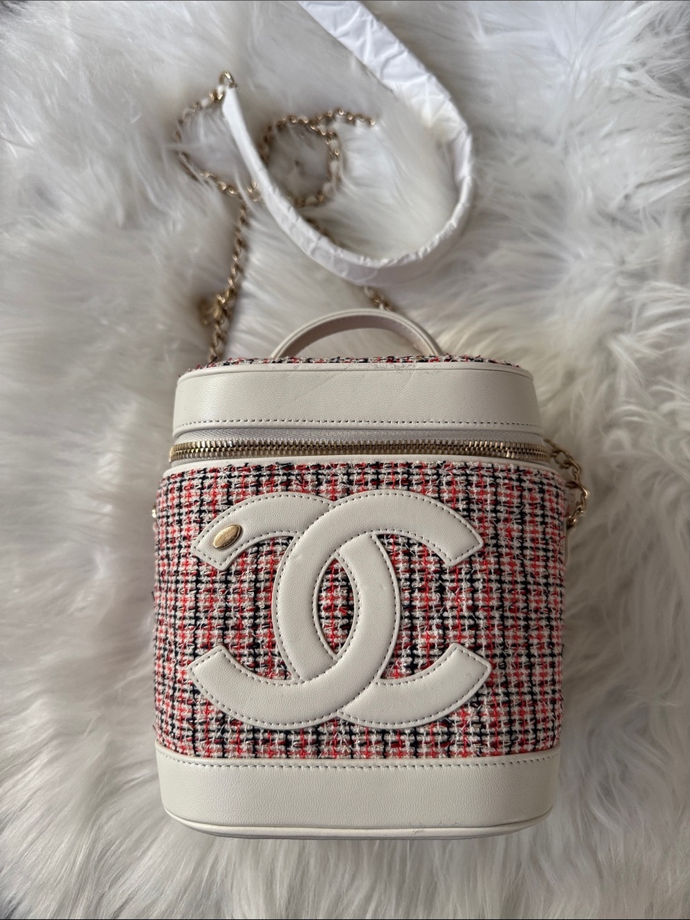 NWT CHANEL 2019 CC Mania Tweed Vanity Case with Gold-Tone Hardware
